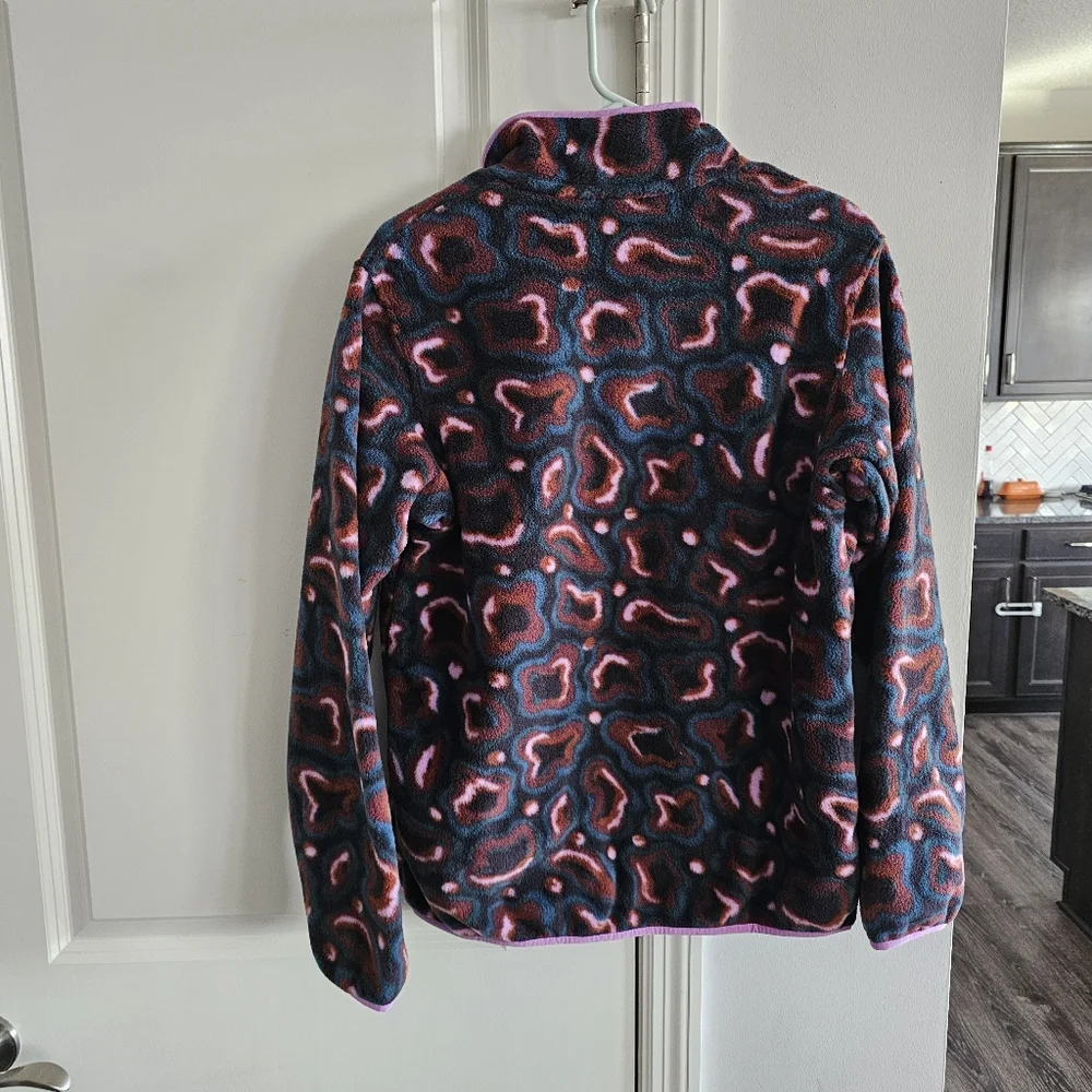 Patagonia Women's Lightweight Synchilla® Snap-T® Fleece Pullover - Picture 6 of 8